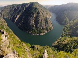 Cabo do mundo es uno de los rincones románticos de Galicia que ver en la Ribeira Sacra