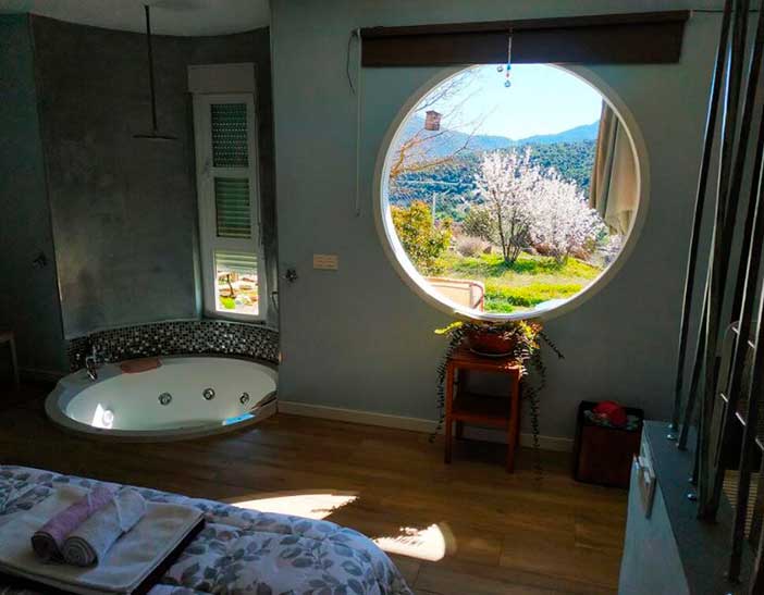 Cabañas con jacuzzi cerca de Madrid | España en pareja Cabañas con jacuzzi cerca de Madrid | España en pareja