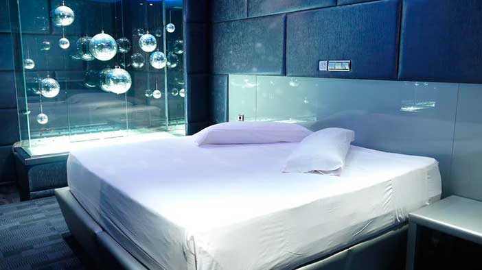 Habitación del V Hotel, sex hotel en Madrid