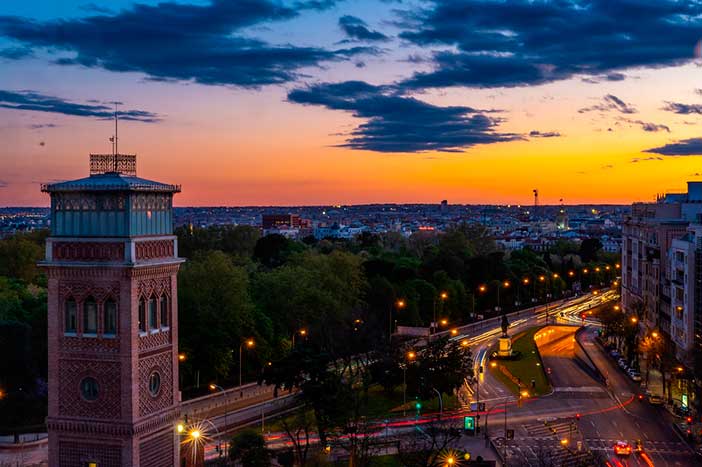 El recorrido por los secretos de Madrid es un plan diferente para parejas