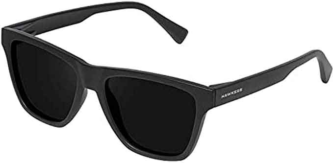 Incluye unas gafas de sol para el sentido de la vista si vas a regalar una caja de los 5 sentidos