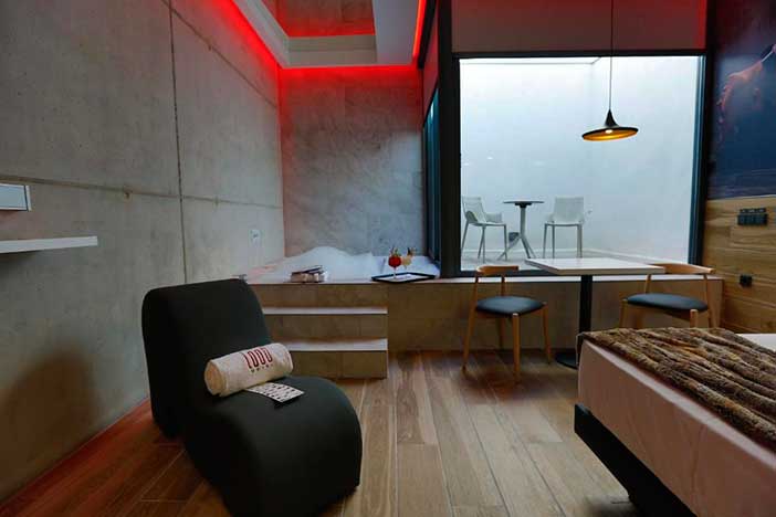 Loob Valencia es uno de los hoteles para adultos con jacuzzi más buscados en Valencia