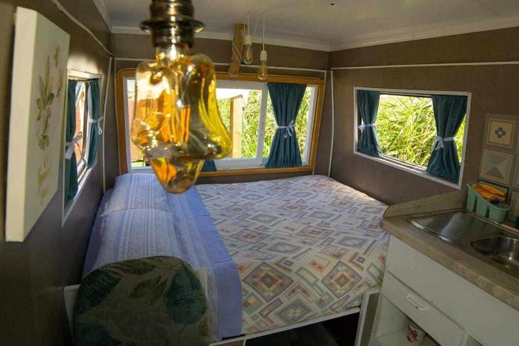 Jabuti es una propuesta muy original de camping cerca de la playa en Cádiz