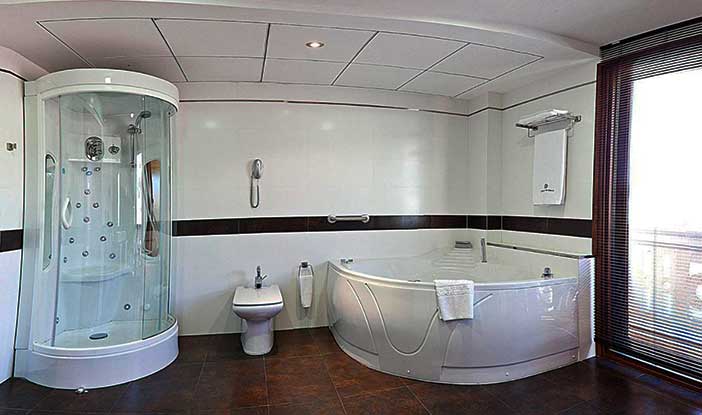 Campos de Baeza es uno de los hoteles con jacuzzi en la habitación en Baeza más cómodos