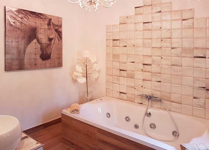 Finca La Viriñuela es uno de los alojamientos con jacuzzi privado en la Sierra de Huelva con más encanto