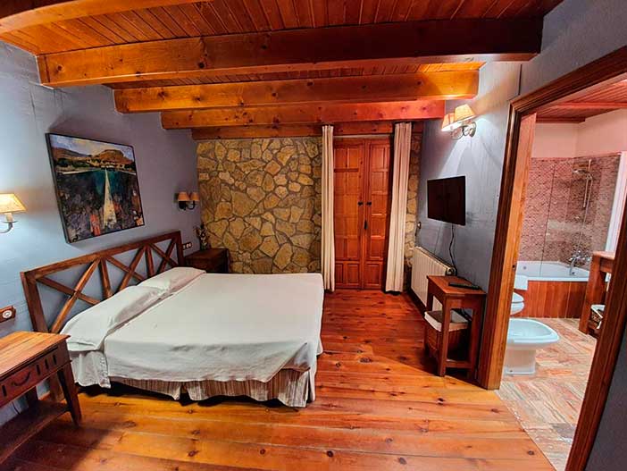 Tierras de Moya es un hotel con jacuzzi en Cuenca ideal para pasar un fin de semana en pareja