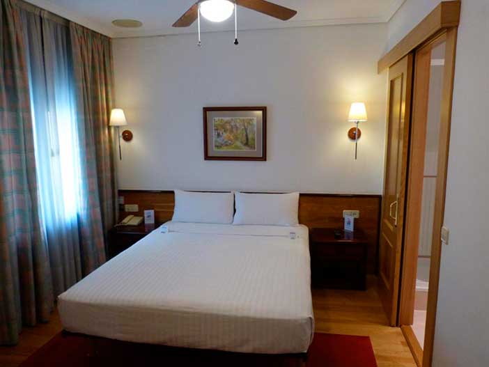 El hostal Navarra es una buena opción para dormir en Pamplona en un alojamiento económico pero con todas las comodidades