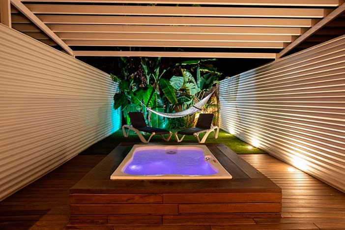Tancat de Cordoniu es uno de los hoteles con jacuzzi en la habitación de Tarragona más recomendables para disfrutar de la Naturaleza