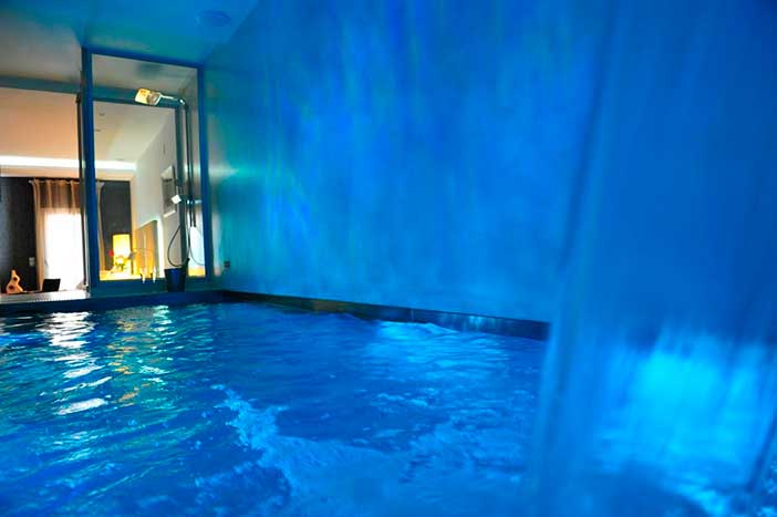 Gaudint Barcelona Suites es una alternativa perfecta a los hoteles con piscina en la habitación de Barcelona más tradicionales