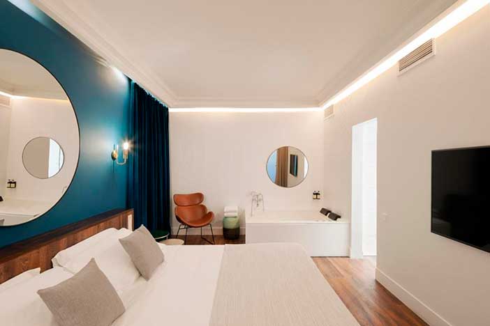 H Regás es un super love hotel de Barcelona muy céntrico y moderno