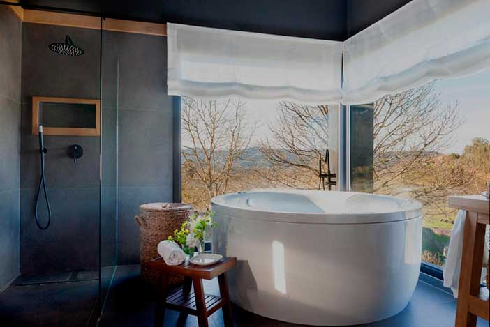 La Guarida de Lugás tiene dos bonitas cabañas con jacuzzi en Asturias