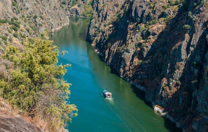 El Parque Natural Los Arribes del Duero es una escapada de Naturaleza para hacer en pareja desde Madrid
